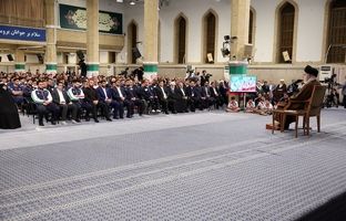 قدردانی و عهد جامعه ورزش با رهبر معظم انقلاب: سربازان ایران در جنگ نرم خواهیم بود