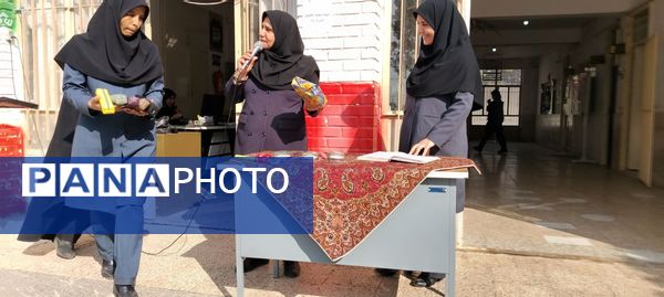 بزرگداشت هفته کتاب خوانی در نیشابور