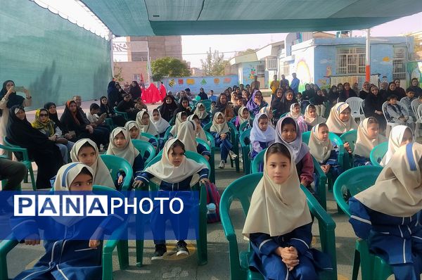 جشن شکوفه ها در دبستان فضیلت