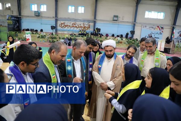همایش سپاس مربی در یزد