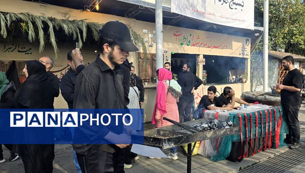 مراسم تشییع پیکر هفت شهید گمنام در رشت