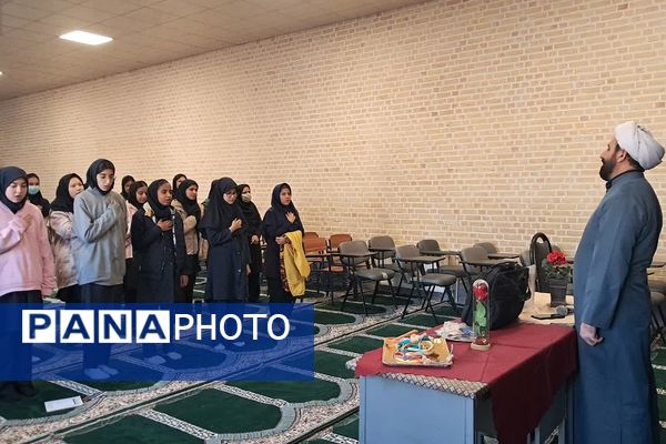 نشست تخصصی نماز در مدارس کهریزک 