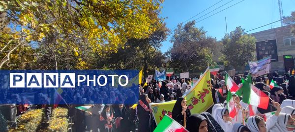 طنین شعارهای ضد استکباری در شاندیز