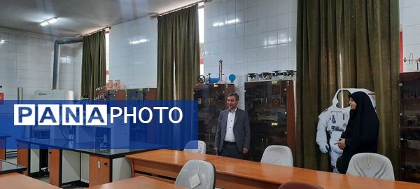 بازدید سرگروه‌های آموزشی از دبیرستان مهشید مصلی نژاد