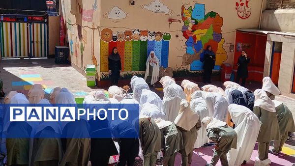 نواختن زنگ نماز با شعار «مِهر با مُهر» در مدارس شهرستان ملارد همزمان با آغاز سال تحصیلی