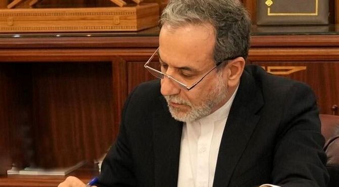 پیام تبریک عراقچی به تیم ملی المپیاد نجوم