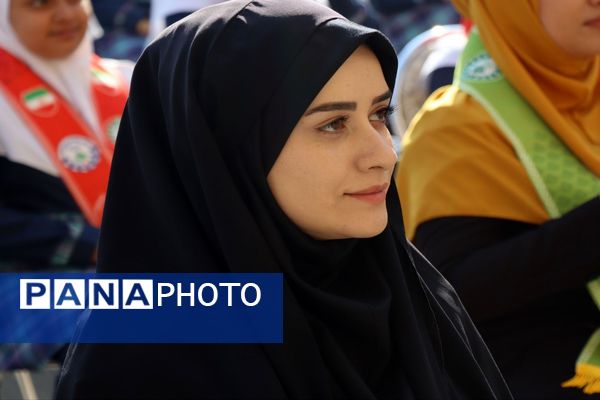 ویژه برنامه ماجراجویی در سرزمین علم در مدارس شهرستان پاکدشت 