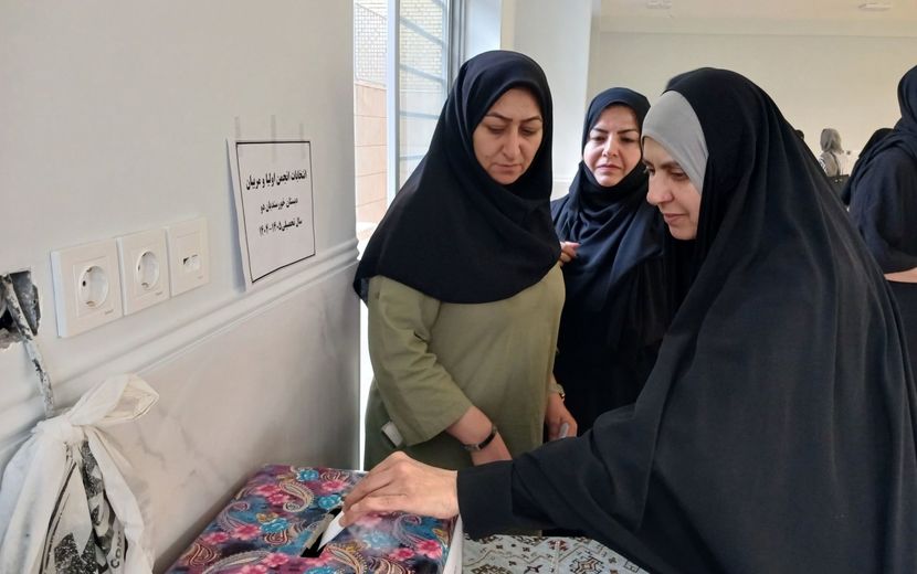 انجمن اولیا و مربیان و انتخابات سرنوشت ساز در دبستان خورسندیان 