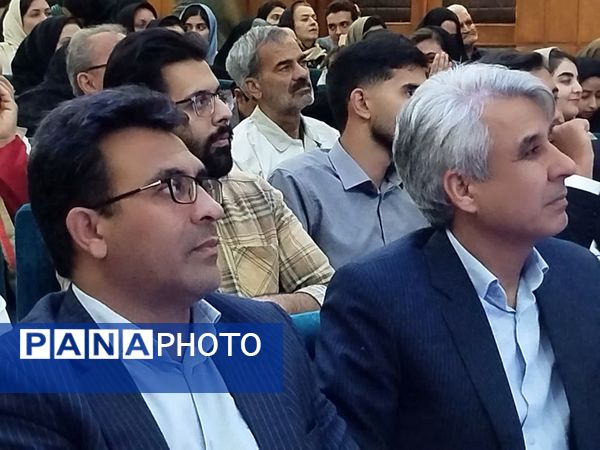 مراسم پرشکوه تجلیل از امدادگران هلال احمر شهرستان کاشمر 