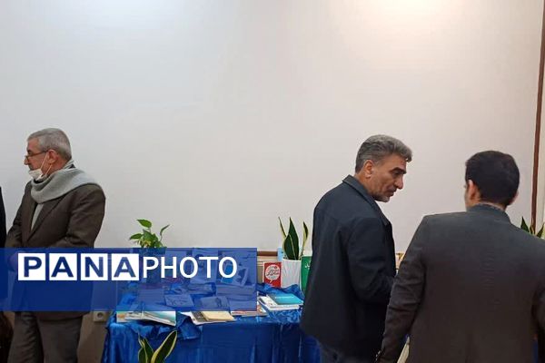 روایت قلم‌های ماندگار؛ پنجمین نشست کتابخوانی پیشکسوتان در پیشوا