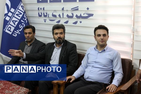 نشست صمیمی مدیرکل آموزش و پرورش استان زنجان در خبرگزاری پانا 