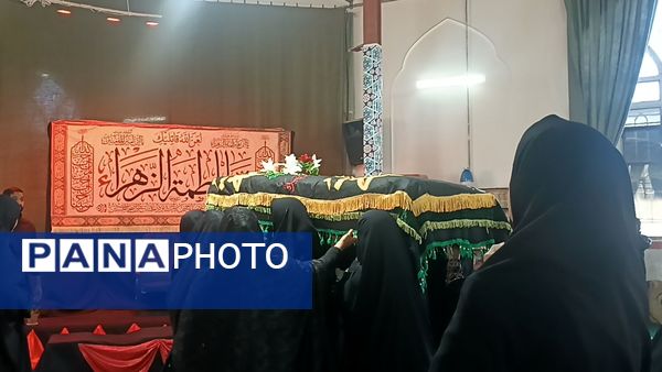 برگزاری مراسم تشییع نمادین پیکر حضرت فاطمه(س)در امامزاده سید محمد(ع)کاشمر