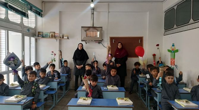 برگزاری جشن شکوفه‌ها و غنچه‌ها در مدرسه پسرانه علم و ادب فارسان