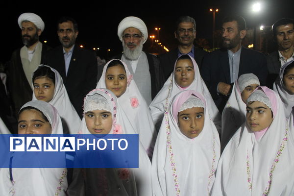 مهمانان ماه خدا اجتماع بزرگ دانش‌آموزان بوشهری 