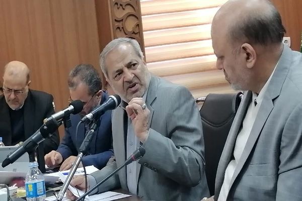 نشست مشترک اعضای کمیسیون آموزش و تحقیقات مجلس، مدیران آموزش و پررش استان خراسان رضوی و وزیر آموزش وپرورش در مشهد