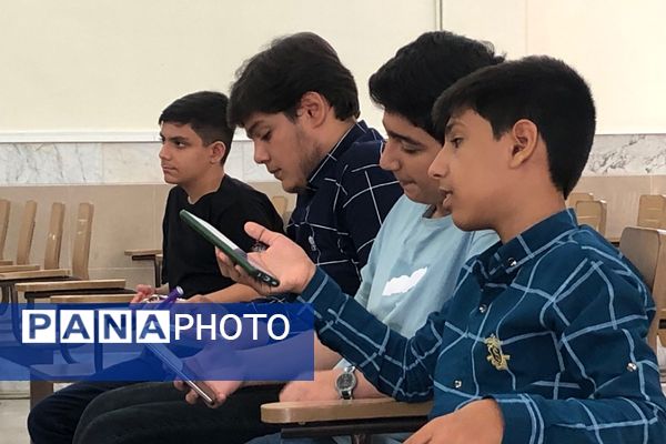 کارگاه‌های آموزش تکمیلی خبرنگاری با همکاری بسیج دانش‌آموزی در ناحیه 2 شهرری 