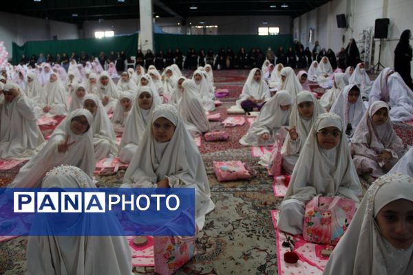 آغاز فصل بندگی در فضای شور و معنویت