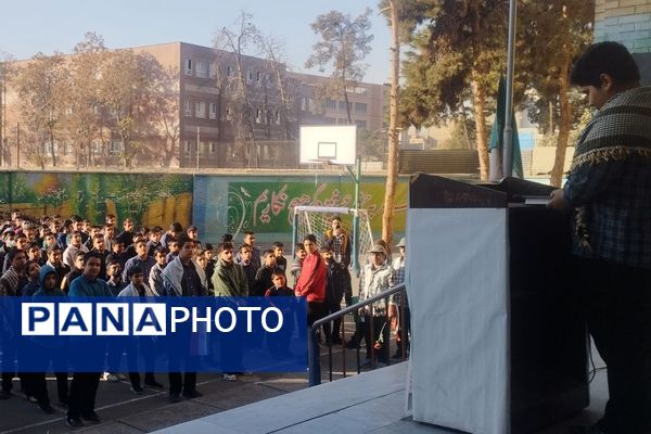 نواخته شدن زنگ آغاز هفته بسیج در ناحیه دو شهرری 