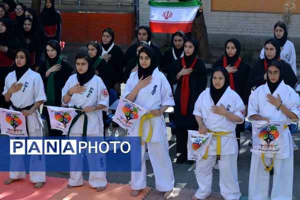 از حرکات رزمی دانش‌آموزان تا طناب‌کشی معلمان، المپیاد ورزشی مدرسه حکمت بهارستان‌دو