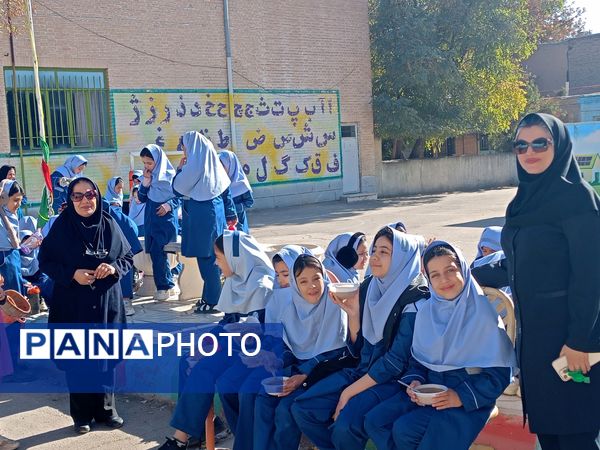 عزاداری ایام فاطمیه در دبستان  بنت الهدی صدر ۲