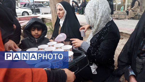 روز مادر، تجلی عشق الهی در سیمای حضرت زهرا(س)