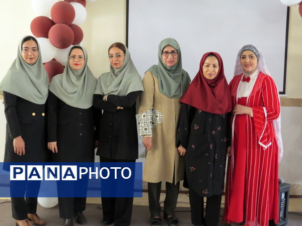 جشن الفبا در مدرسه دخترانه امام خمینی(ره) بجنورد