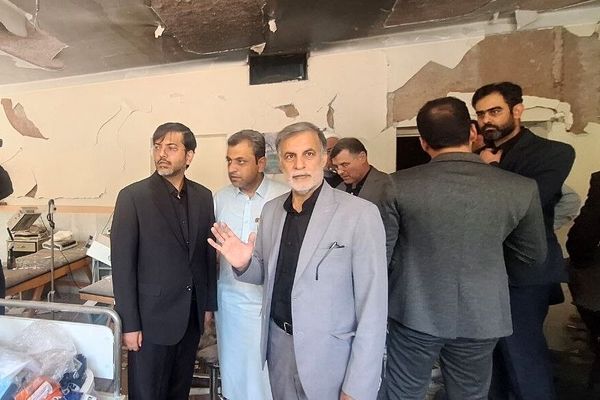 جمعی از نمایندگان مجلس از زندان اوین بازید کردند