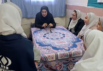 نشست کتابخوانی در دبستان توفیق شهرستان رباط‌کریم