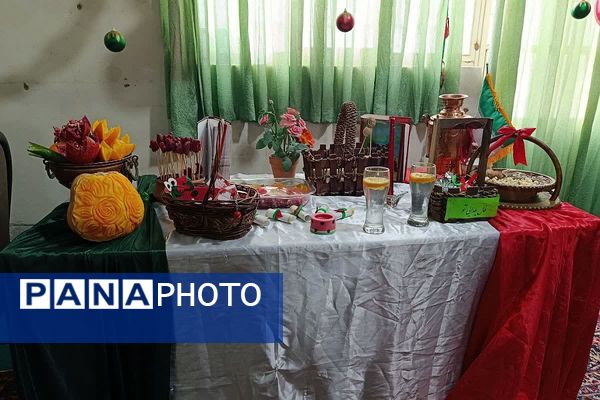 وقتی انارها لبخند زدند؛ یلدای دبیرستان ساره شورآفرین شد