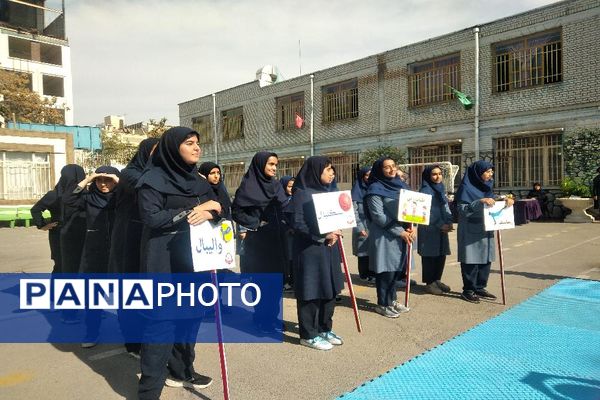 المپیاد درون مدرسه‌ای دبیرستان شاهد تکتم