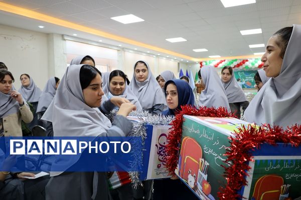 جشن عاطفه‌ها در آذربایجان غربی