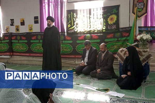  زنگ نماز در هنرستان آفرینش پردیس با حضور امام جمعه و مدیر آموزش و پرورش