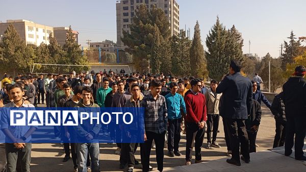 گرامیداشت شهید رمضانعلی چوبداری و تشییع شهید گمنام در دبیرستان معلم ساوجبلاغ 
