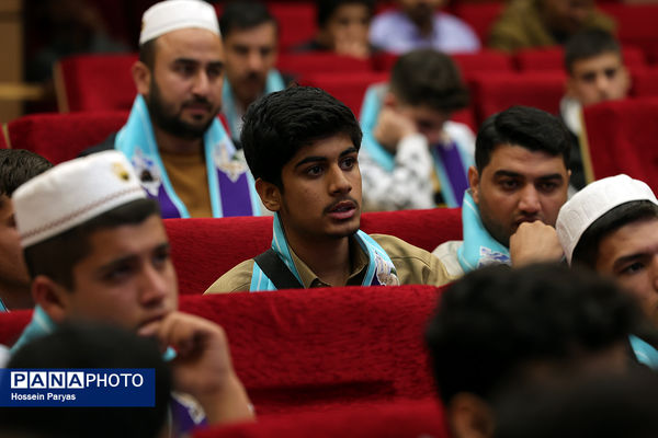 مراسم آموزش کاروان‌های عمره دانش‌آموزی به دانش‌آموزان عازم سرزمین وحی