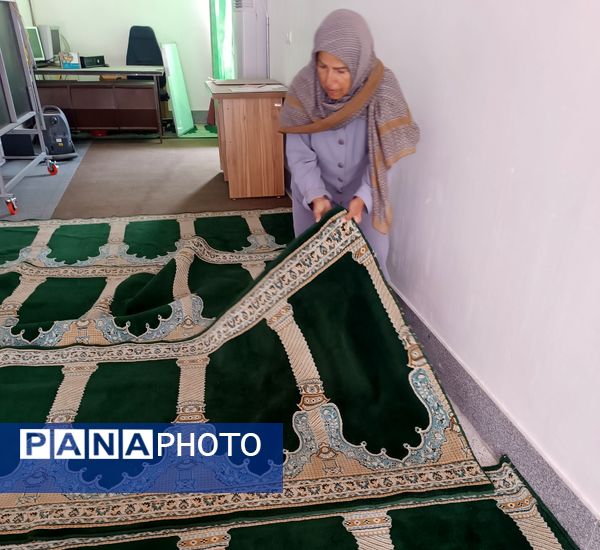 پروژه‌ مهر در دبیرستان حجت‌الاسلامی نیشابور 