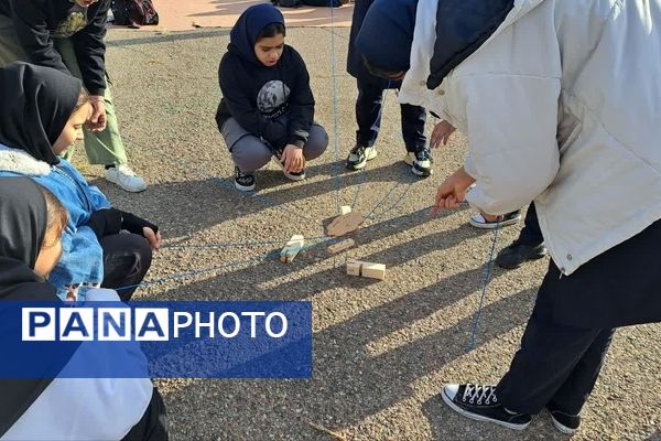 اعزام دانش‌آموزان پردیس به اردوی تمشک