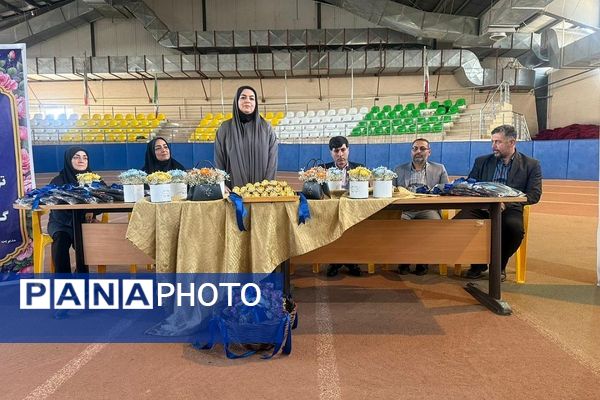رقابت دبیران تربیت بدنی شهرستانهای تهران جهت راه یابی به مسابقات کشوری در ملارد 
