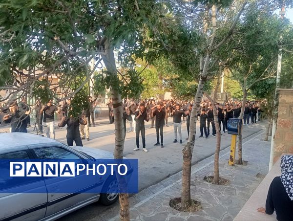 آیین زنجیر زنی در عصر تاسوعا در شهر عشق آباد
