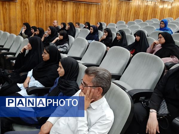 فرصت طلایی انتخاب رشته کنکور ۱۴۰۴ در مرکز مشاوره رضوان