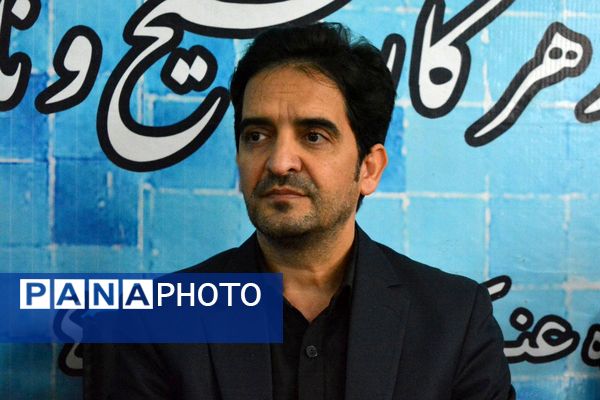 هم‌نوایی دانش‌آموزان مدرسه شهدای علم و فناوری در سوگ حضرت زهرا(س)