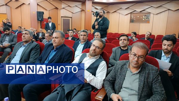 رونمایی سراسری «روایت قهرمان» در آیین گرامیداشت هفته کتاب یاسوج