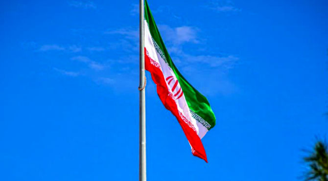 پرچم ایران بر فراز کاشمر به اهتزاز درآمد