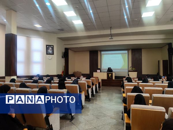 نشست تخصصی رابطین پژوهش؛ گامی برای توسعه علمی مدارس ناحیه ۶