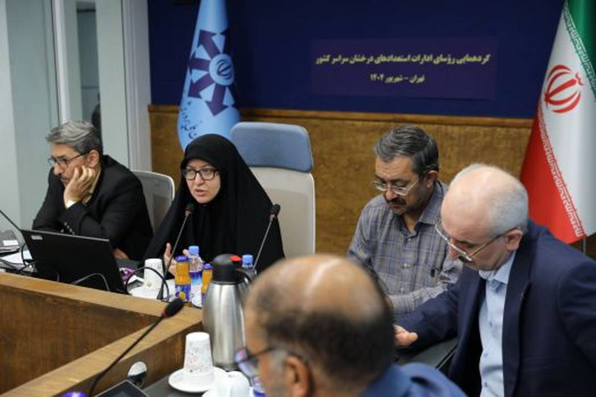 ضرورت برگزاری منظم نماز و اجرای طرح «روشنا» در مدارس سمپاد