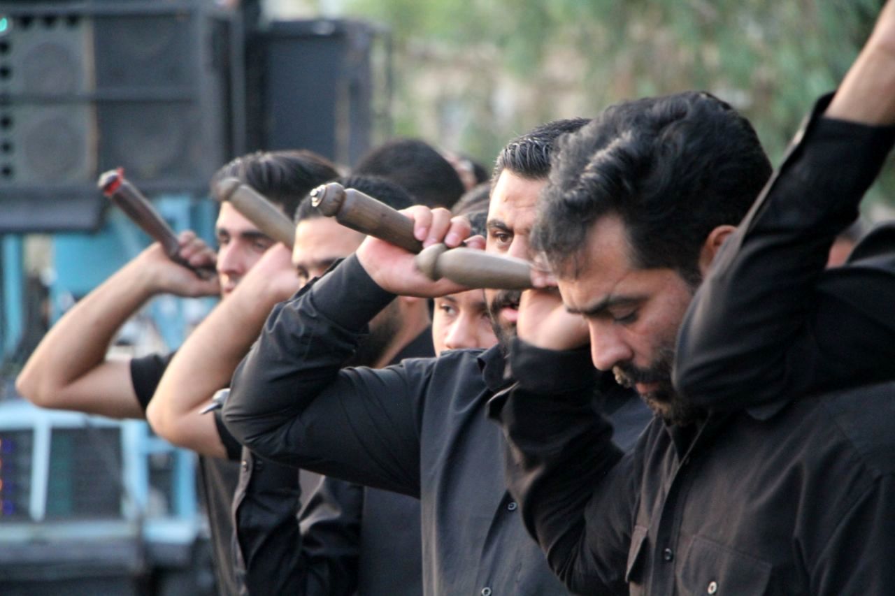مراسم زنجیر زنی در شهرستان بم 