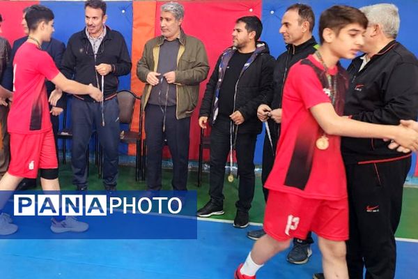 مسابقات بسکتبال دوره متوسطه اول پسران در ناحیه دو شهرری 