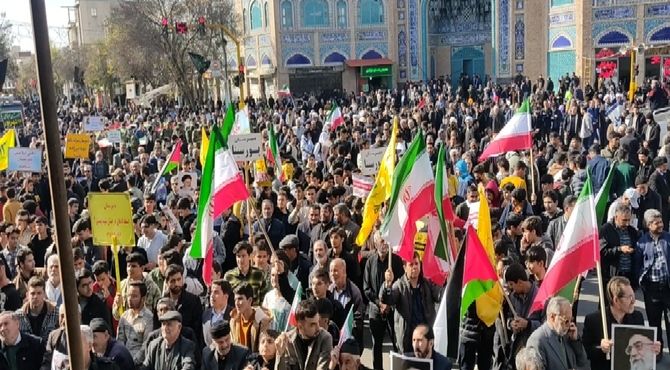 راهپیمایی باشکوه یوم الله ۱۳ آبان در استان اردبیل 