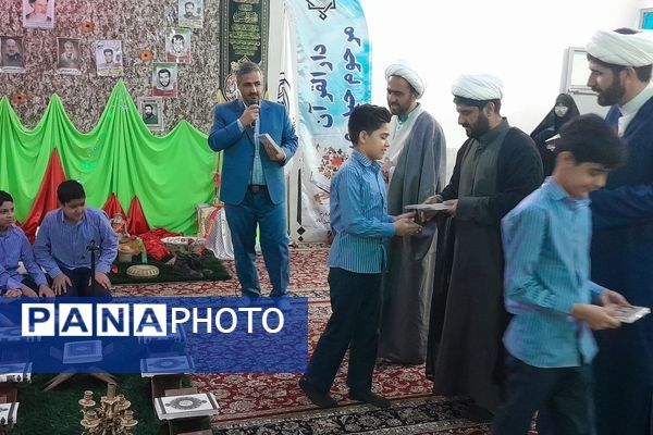 آیین افتتاحیه نمایشگاه قرآن عترت در شهرستان خلیل‌آباد 