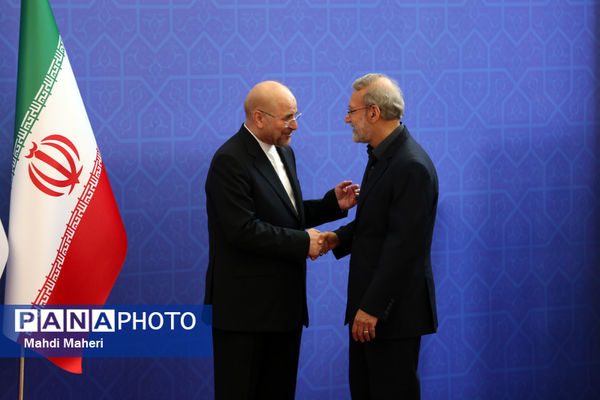 ورود مهمانان مراسم تحلیف رئیس‌جمهوری به مجلس شورای اسلامی 