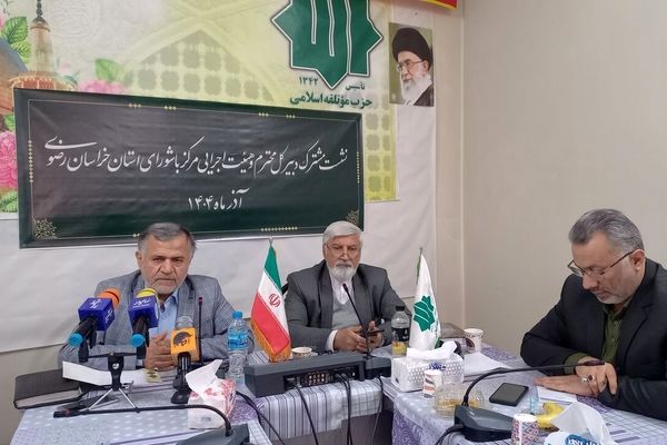 چند صدایی مدیریتی، اقتصاد کشور را زمین‌گیر کرده است